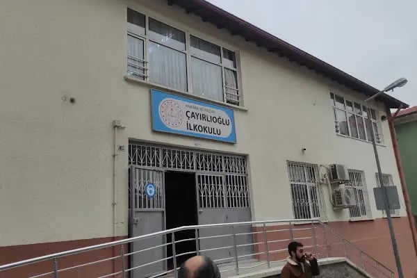 Çayırlıoğlu İlkokulu - Resim 1