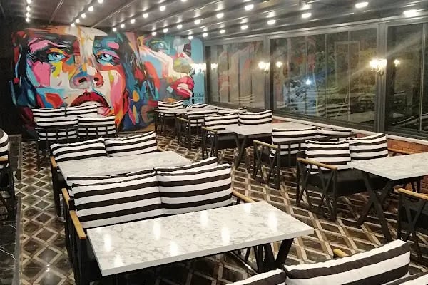 Qugga Cafe Pastane Restorant - Resim 19