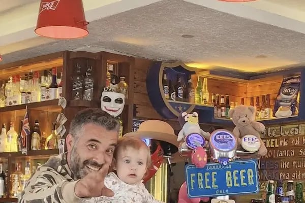 The Local Pub - Resim 11