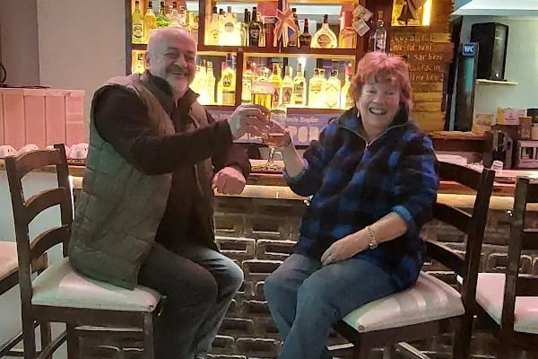 The Local Pub - Resim 19