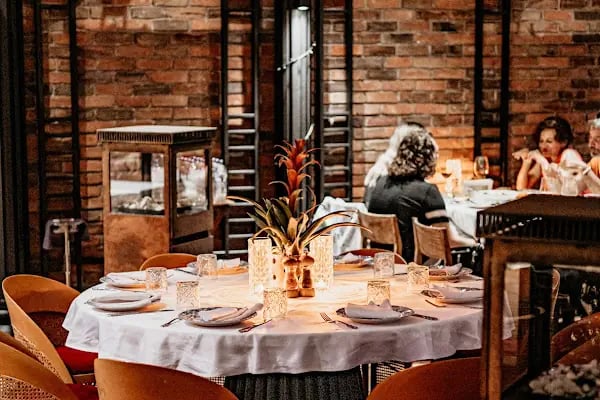 Tola Restaurant - Resim 2