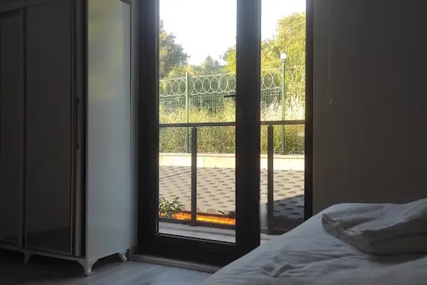 Golden Hour Apartment - Resim 12