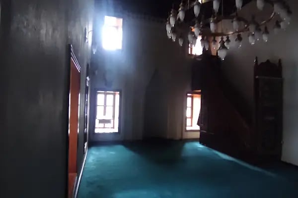 Şeyh İzzettin Cami - Resim 11