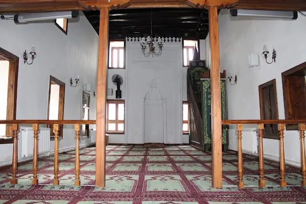 Şeyh İzzettin Cami - Resim 10