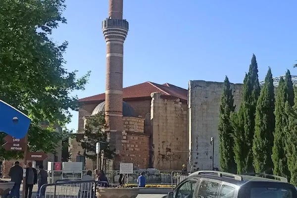 Şeyh İzzettin Cami - Resim 18