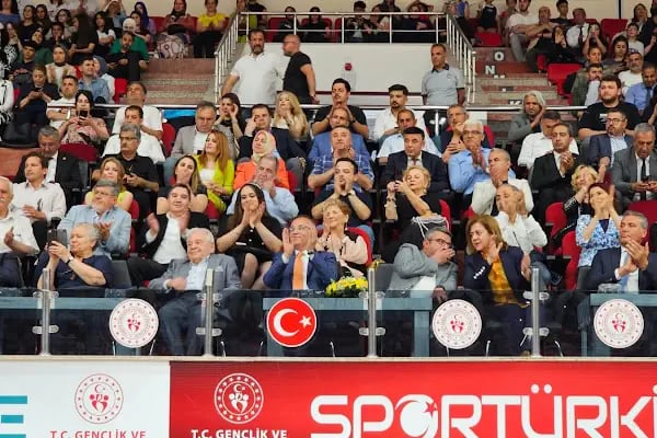 Gaziantep Şahinbey Spor Salonu Karataş - Resim 18