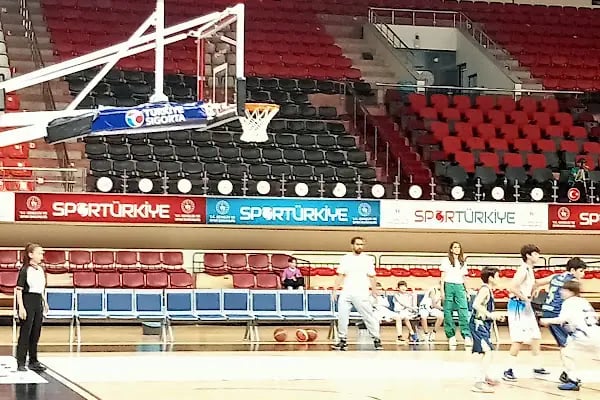 Gaziantep Şahinbey Spor Salonu Karataş - Resim 14