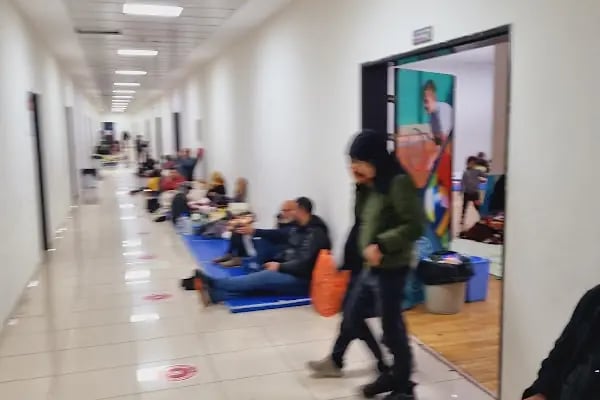 Gaziantep Şahinbey Spor Salonu Karataş - Resim 6