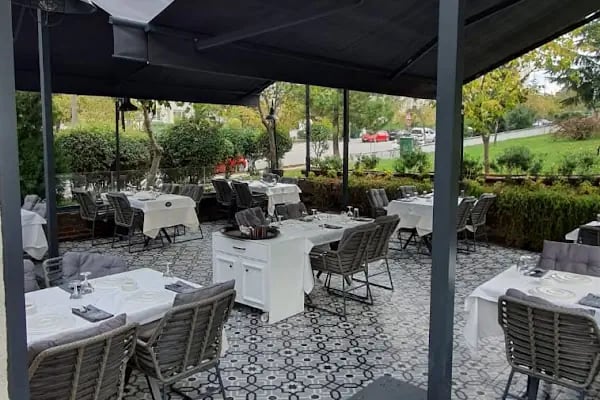 L'Olivetto Restaurant - Resim 2