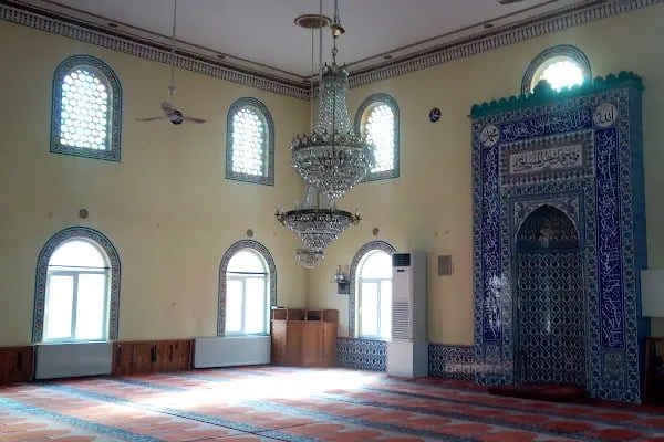 Hakkı Çavuş Cami - Resim 14