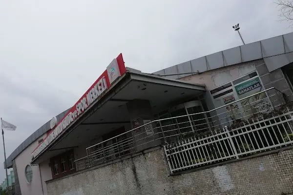 Yenikent Mustafa Akboğa Kapalı Yüzme Havuzu - Resim 20