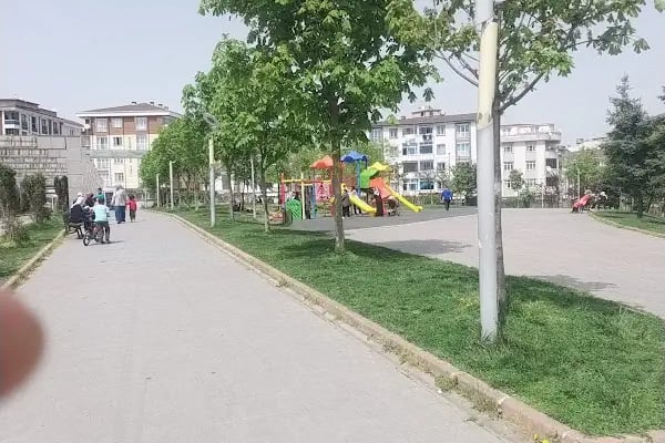 Yenikent Mustafa Akboğa Kapalı Yüzme Havuzu - Resim 3