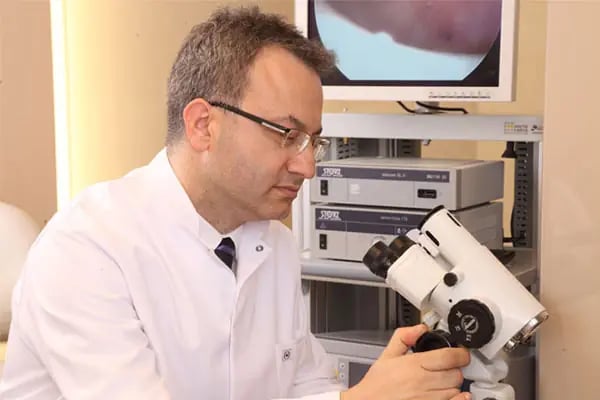 Prof. Dr. Cem Demirel - Tüp Bebek ve Kadın Doğum Doktoru - Resim 3