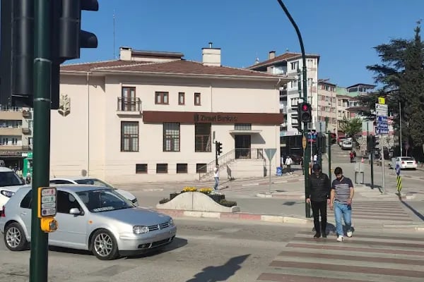 Ziraat Bankası İnegöl/Bursa Şubesi - Resim 15