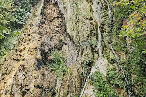 Uçansu Şelalesi - Resim 4