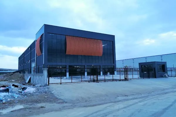 Saruzzi Fabrika - Resim 1