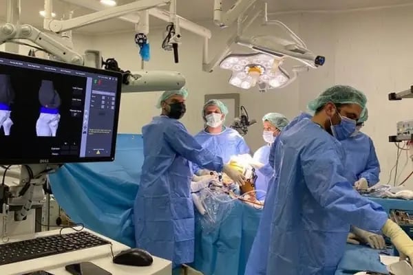 Op. Dr. Volkan Güneş, Ortopedi Ve Travmatoloji - Resim 15