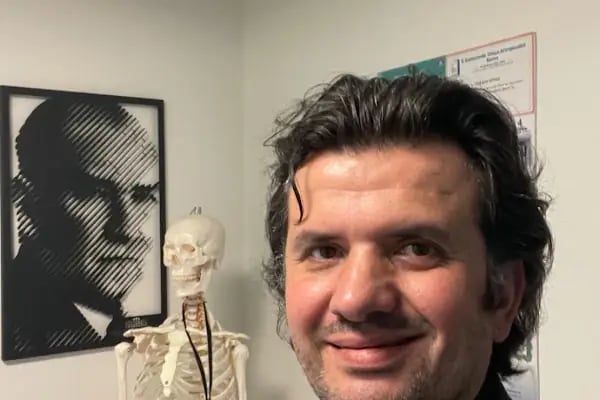Op. Dr. Volkan Güneş, Ortopedi Ve Travmatoloji - Resim 10