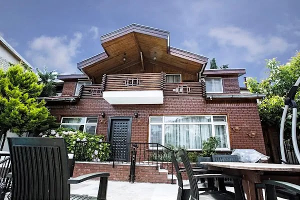 L'isola Guesthouse - Resim 16