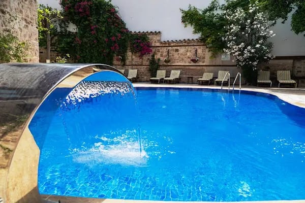 White Garden Hotel - Resim 13