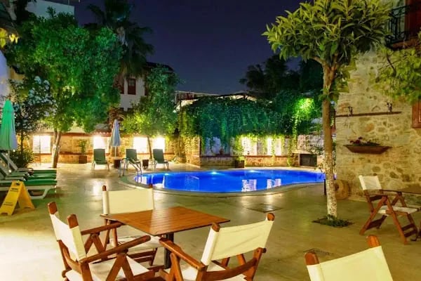 White Garden Hotel - Resim 11