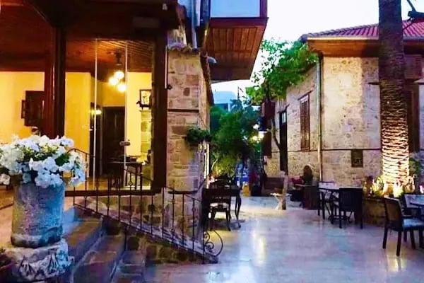 White Garden Hotel - Resim 12