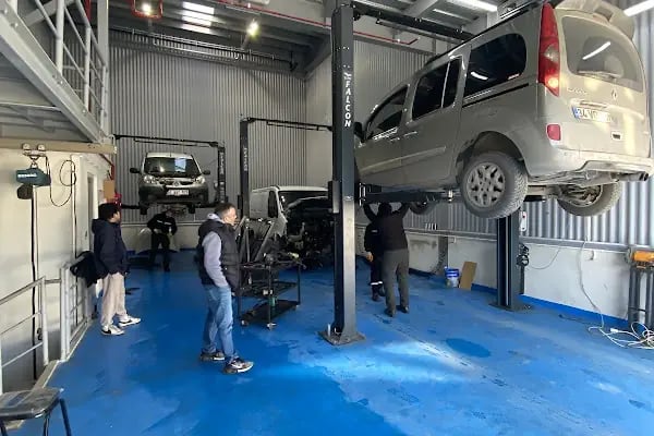 BAŞER OTO SAKARYA RENAULT OTO SERVİSİ adapazarı - Resim 2