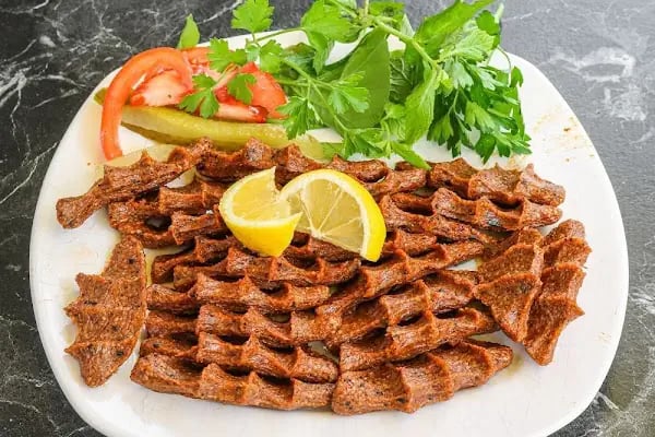 Çiğ Köfteci Ömer Usta döşemealtı - Resim 10