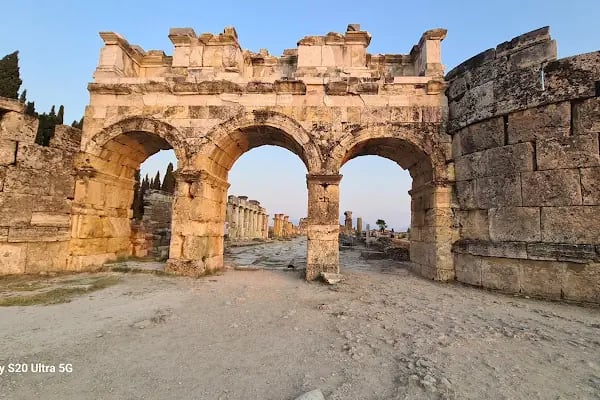 Pamukkale Traverten Otoparkı - Resim 2