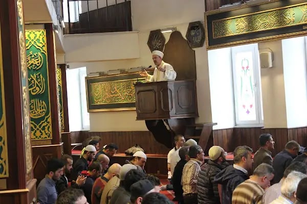 Hz.Hüseyin Cami - Resim 5