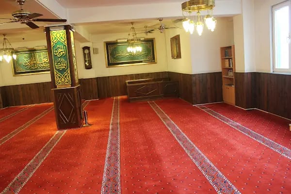 Hz.Hüseyin Cami - Resim 16