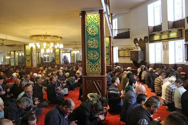 Hz.Hüseyin Cami - Resim 11