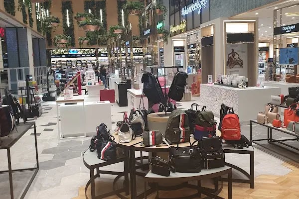 Metropol İstanbul Alışveriş Merkezi - Resim 7