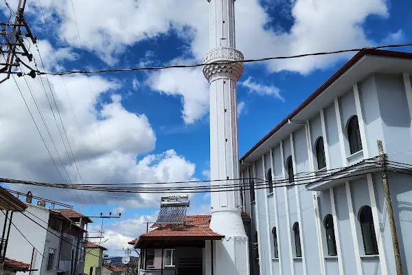 Aliveren mahallesi merkez camii - Resim 1