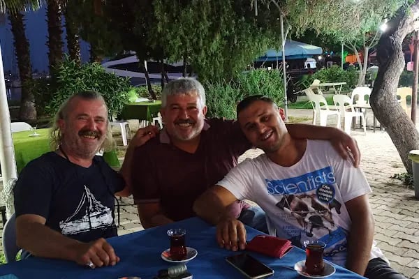 Kafe Selçuk Ailesi - Resim 5