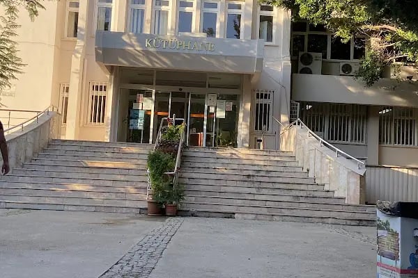 Mersin üniversitesi Kütüphanesi - Resim 2
