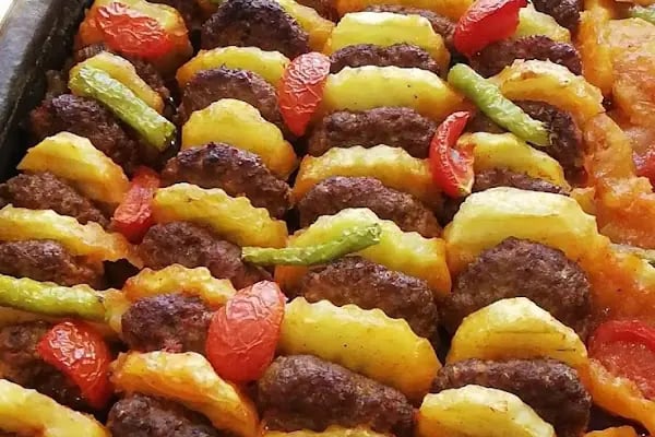 Lezzet-i Alâ Ev Yemekleri Restoran İnegöl - Resim 6