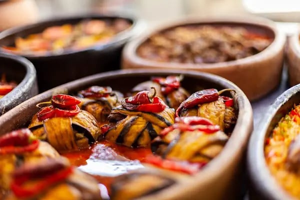 Lezzet-i Alâ Ev Yemekleri Restoran İnegöl - Resim 3
