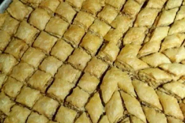 Lezzet-i Alâ Ev Yemekleri Restoran İnegöl - Resim 14