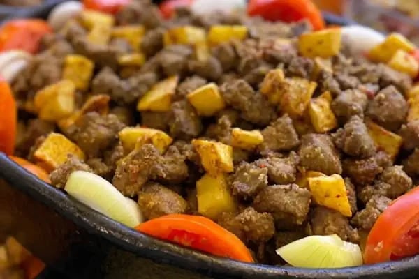 Lezzet-i Alâ Ev Yemekleri Restoran İnegöl - Resim 10