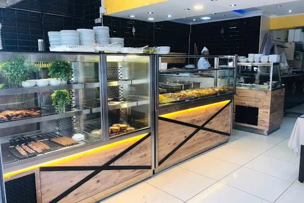 Olympia Cafe&Restaurant - Resim 2