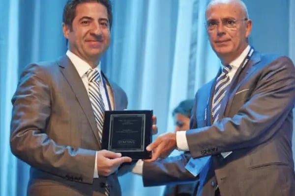 Prof. Dr. Peykan Türkçüoğlu- Göz Hastalıkları-İstanbul Retina - Resim 2