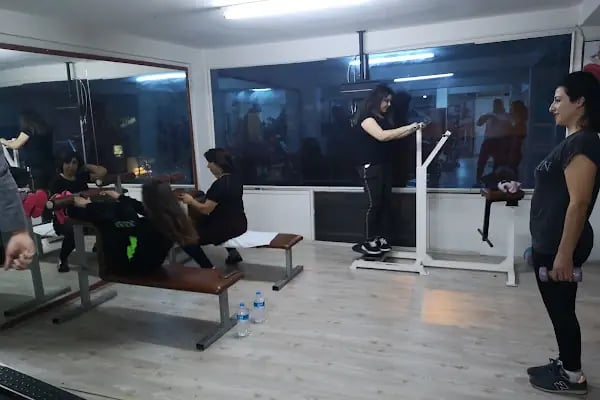 Mr Olympia Spor Salonu - Resim 9