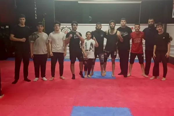 Sefa mma dövüş kulübü (karma dövüş sanatları boks kickboks muaythai wrestling brezilianjiujitsu) - Resim 10