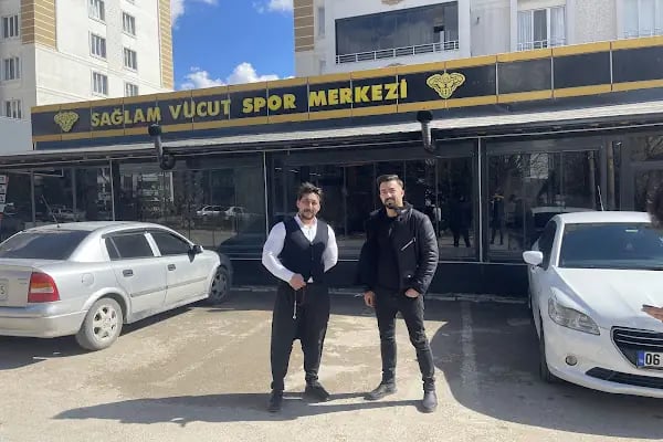 Sağlam Vücut Spor Merkezi - Resim 20