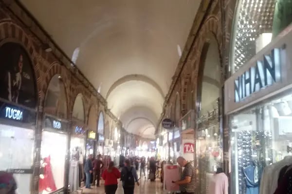Tuğba | Bursa Bakırcılar Çarşısı - Resim 2