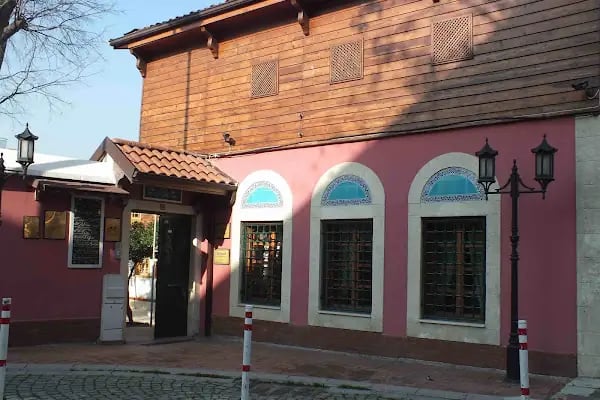 Ahmet İzzet Efendi Türbesi - Resim 1