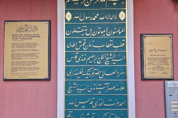 Ahmet İzzet Efendi Türbesi - Resim 19