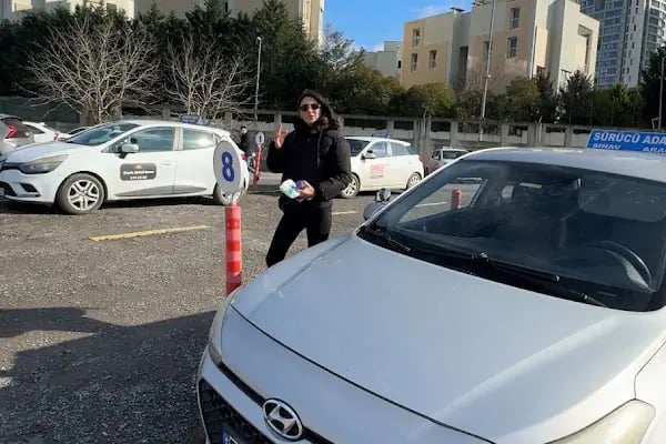 İSTANBUL SÜRÜCÜ KURSU - Resim 1