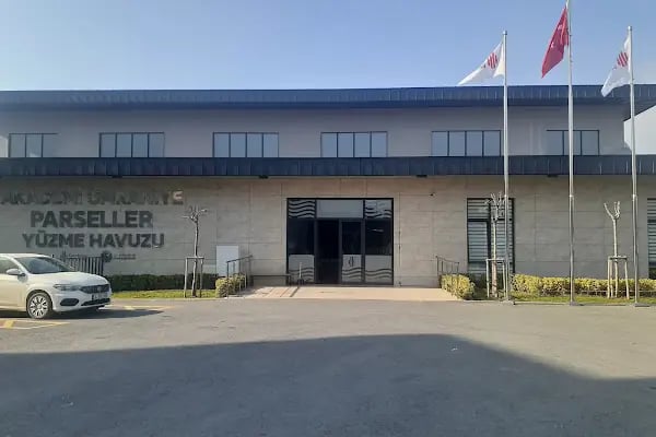Akademi Ümraniye Parseller Yüzme Havuzu - Resim 9
